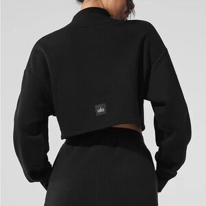 Alo Yoga Women’s Black Serenity Cropped Coverup Size XS